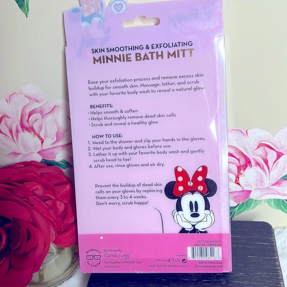 Disney The Crème Minnie Bath Mitt. NWT